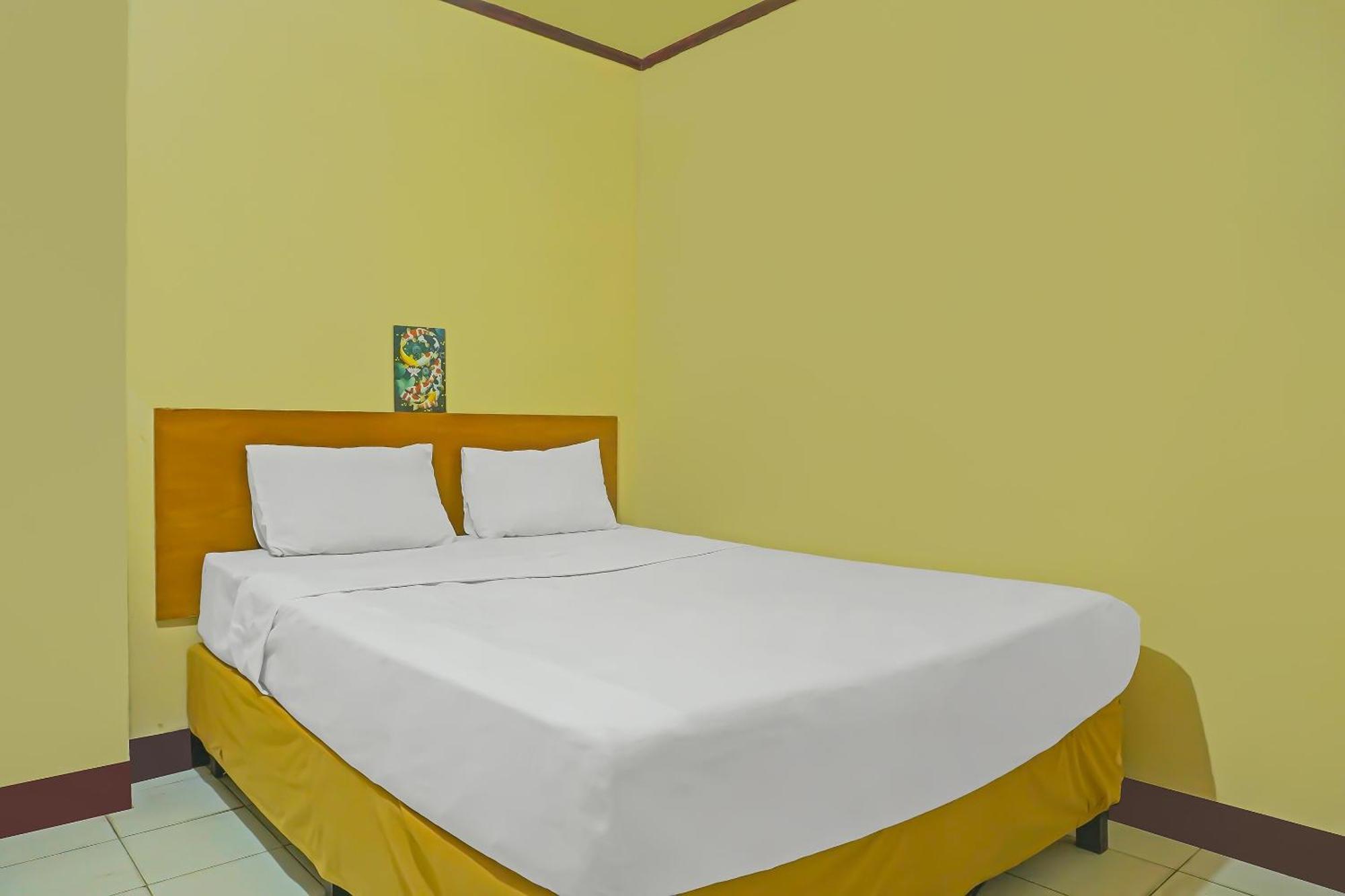 Spot On 92466 Adam Kost Syariahnearwisata Jembatan Barito Hotel บันจาร์มาซิน ภายนอก รูปภาพ