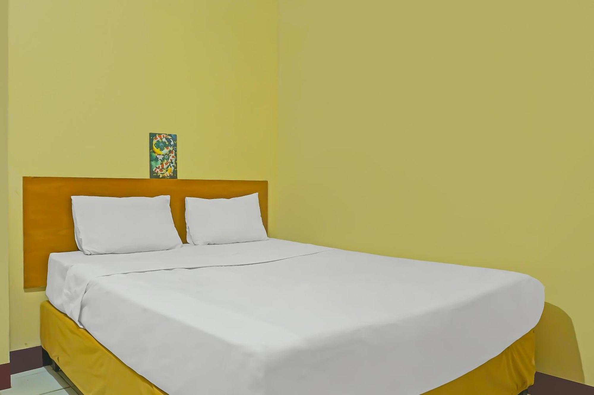 Spot On 92466 Adam Kost Syariahnearwisata Jembatan Barito Hotel บันจาร์มาซิน ภายนอก รูปภาพ