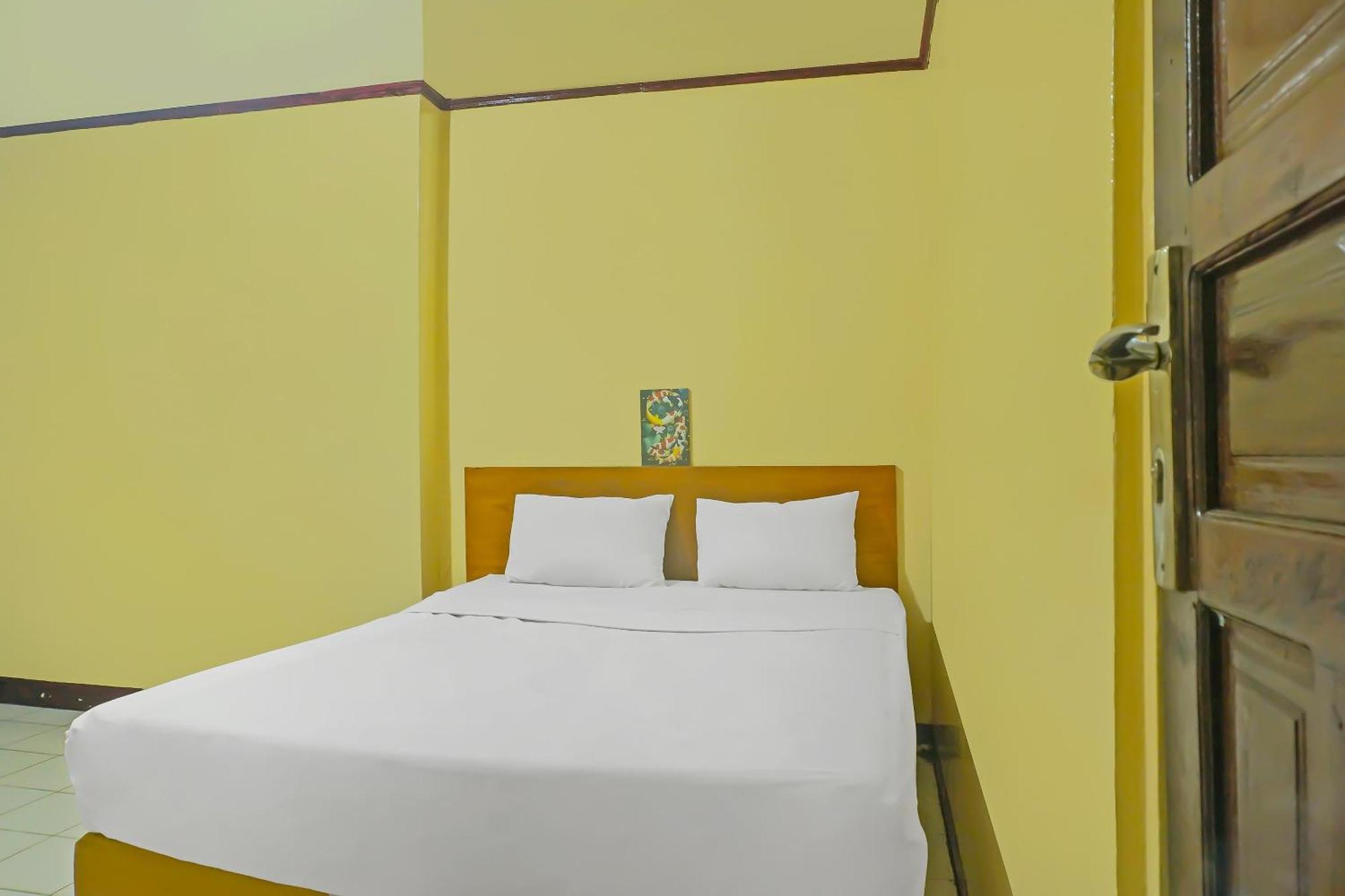Spot On 92466 Adam Kost Syariahnearwisata Jembatan Barito Hotel บันจาร์มาซิน ภายนอก รูปภาพ
