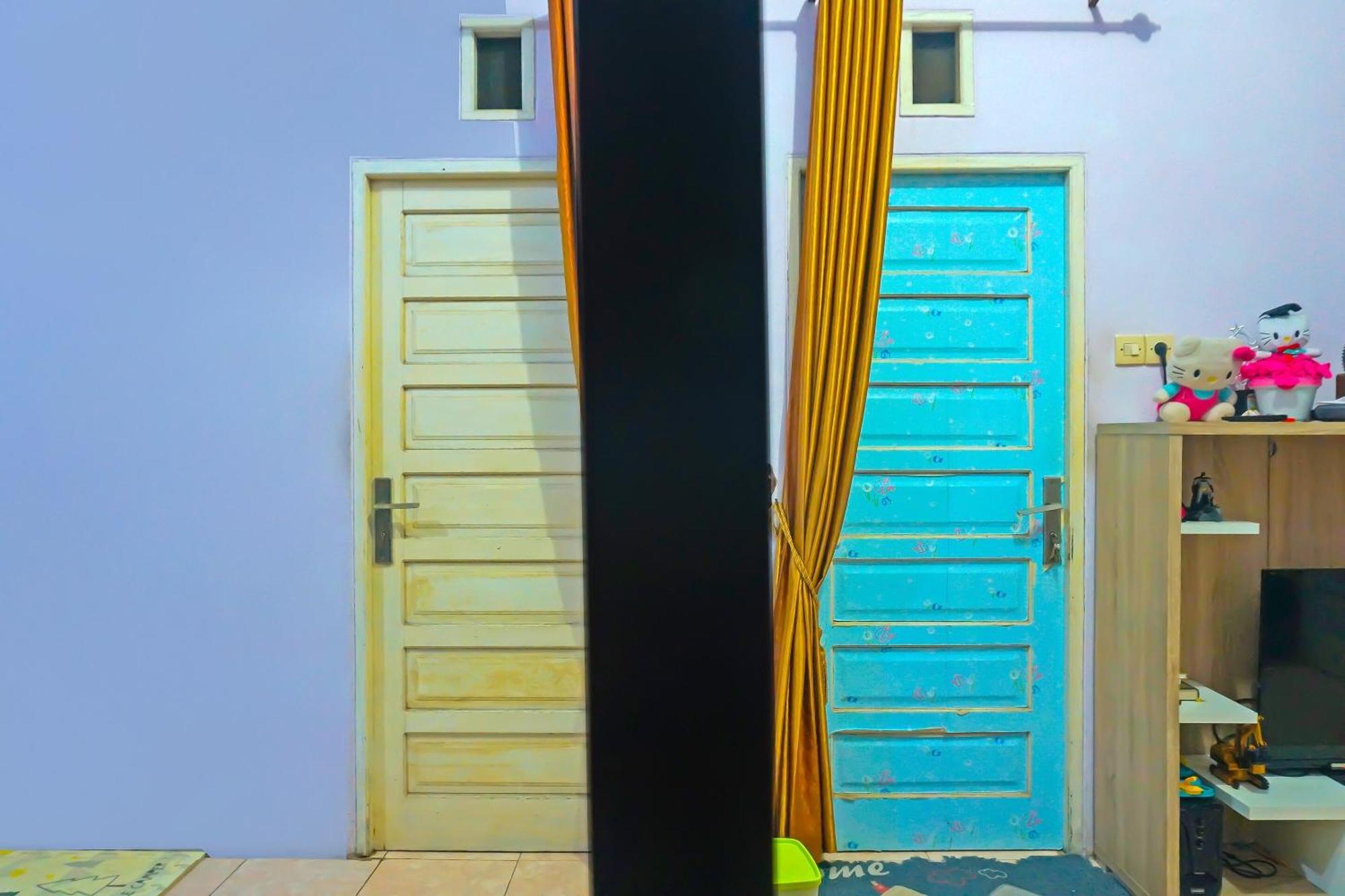 Spot On 92466 Adam Kost Syariahnearwisata Jembatan Barito Hotel บันจาร์มาซิน ภายนอก รูปภาพ
